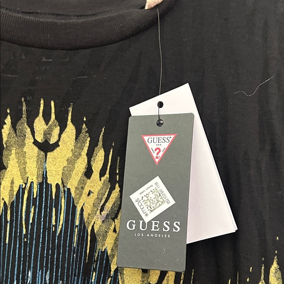 Guess Men's Multicolor Zigzag Tee NWT Sz medium short sleeve casual colorful - Picture 2 of 8